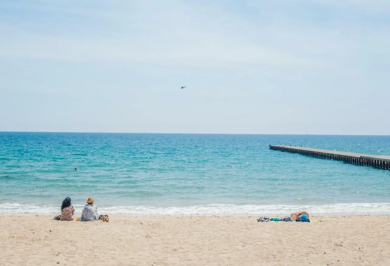 Sunlight Properties - Kahlua - Cannes - Sea front location